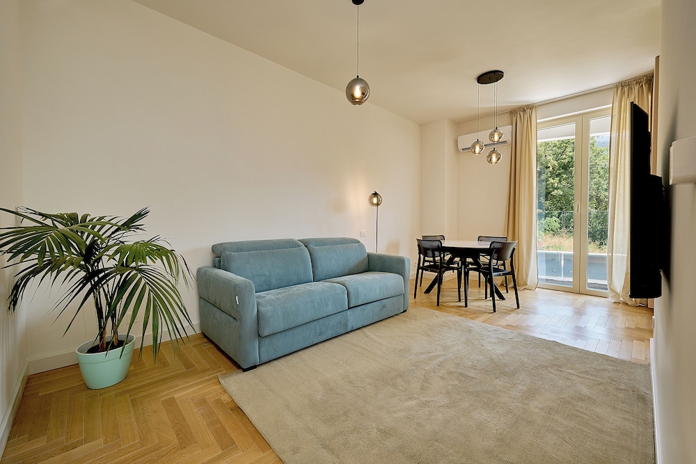 Luxury Apartment