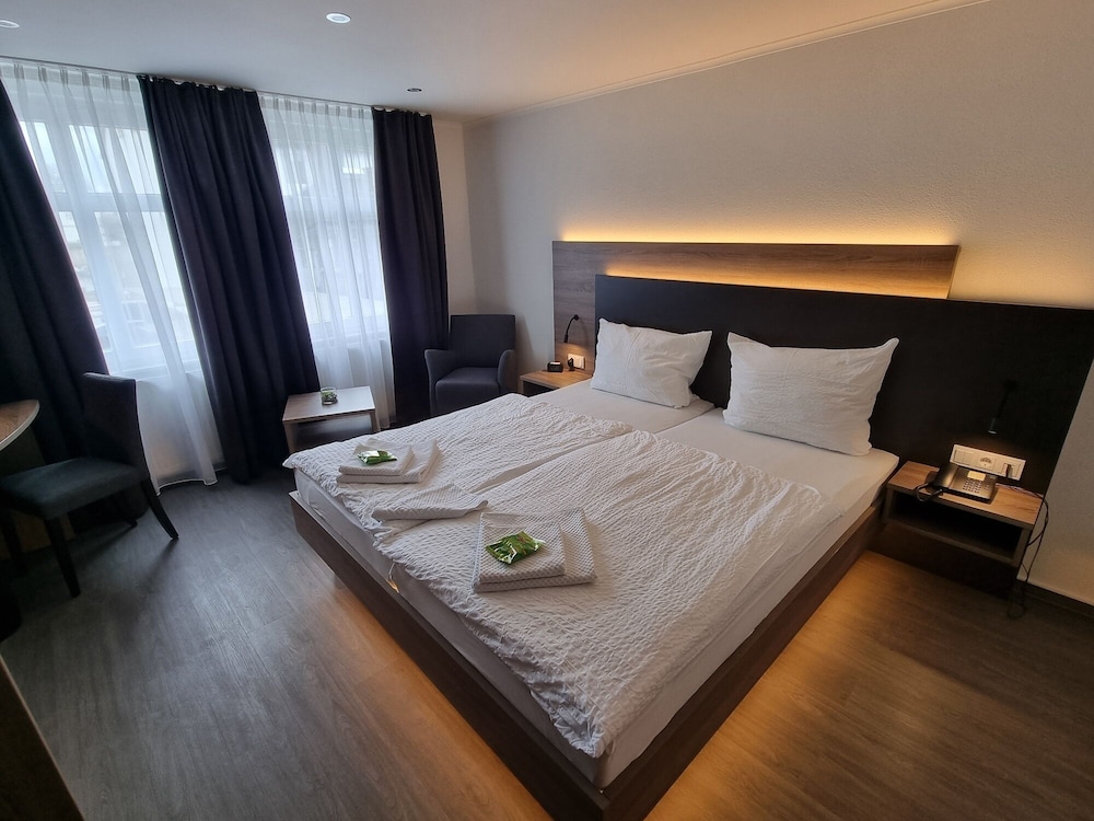 Deluxe Double Room, Private Bathroom photo 1