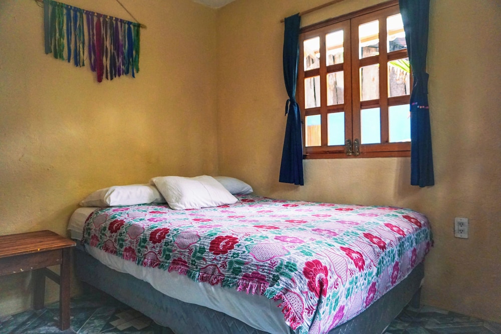 Comfort Room, 1 Queen Bed photo 1