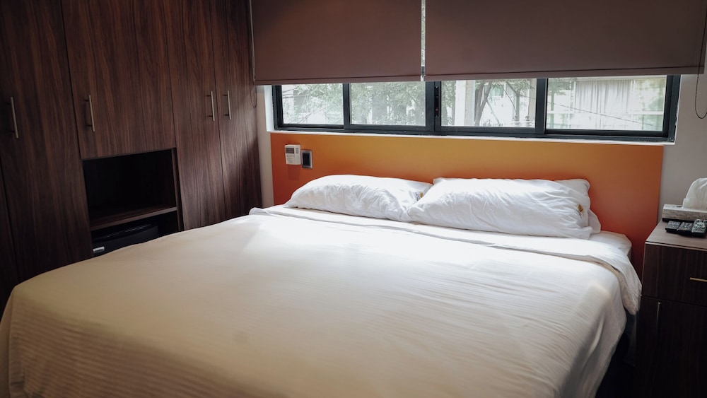 Executive Double Room, Non Smoking, City View photo 3