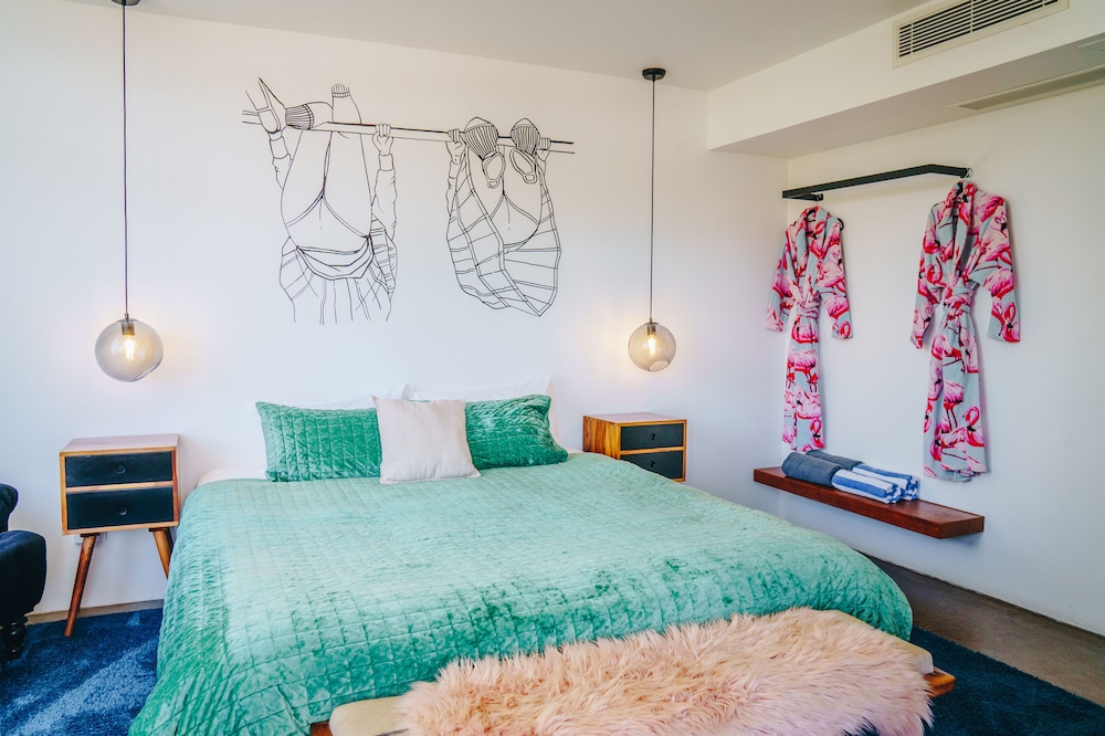 The Artist Suite - Photo 1