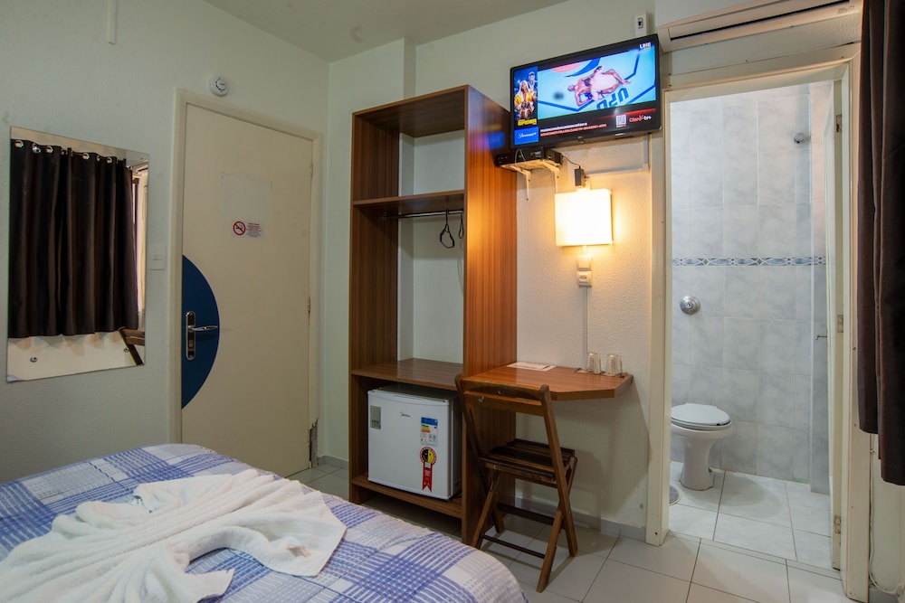 Double or Twin Room photo 3