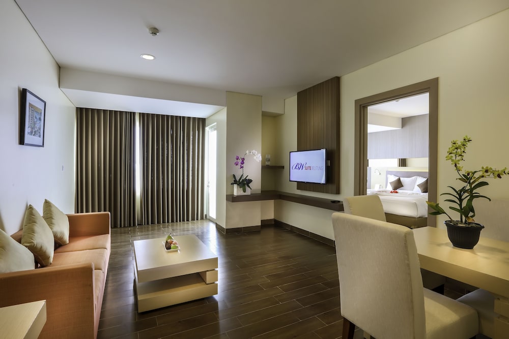 Governor Suite photo 3