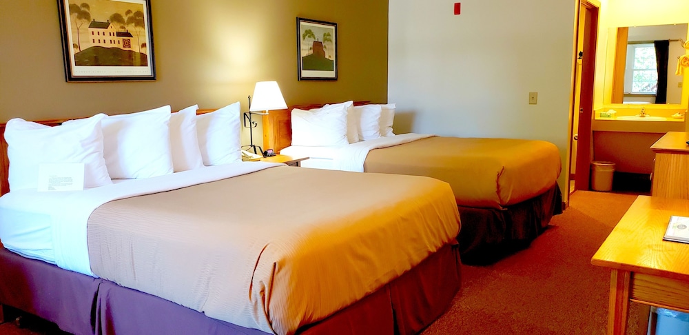 Standard Room, 2 Queen Beds, Non Smoking photo 3