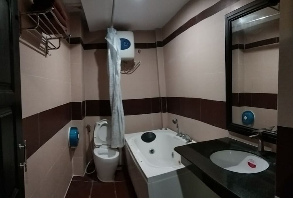 Standard Double or Twin Room photo 2