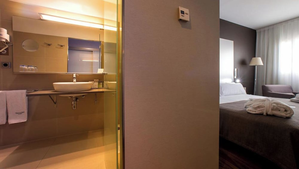 Superior Room - Photo 5