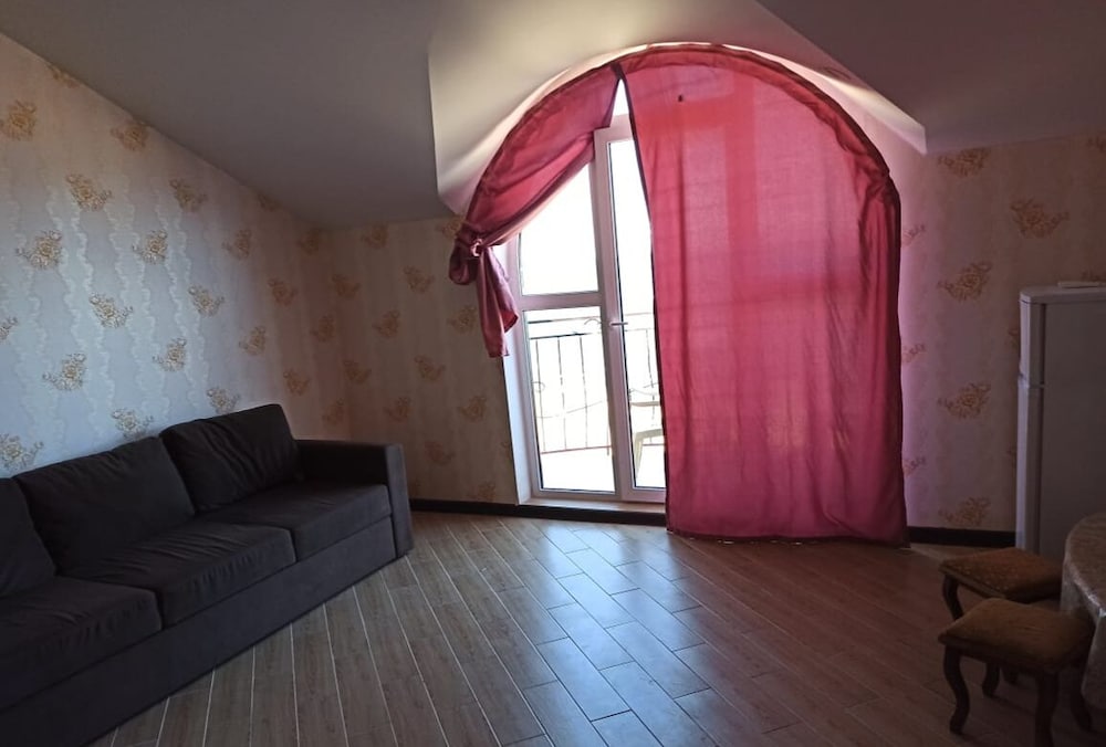 Family Room photo 1