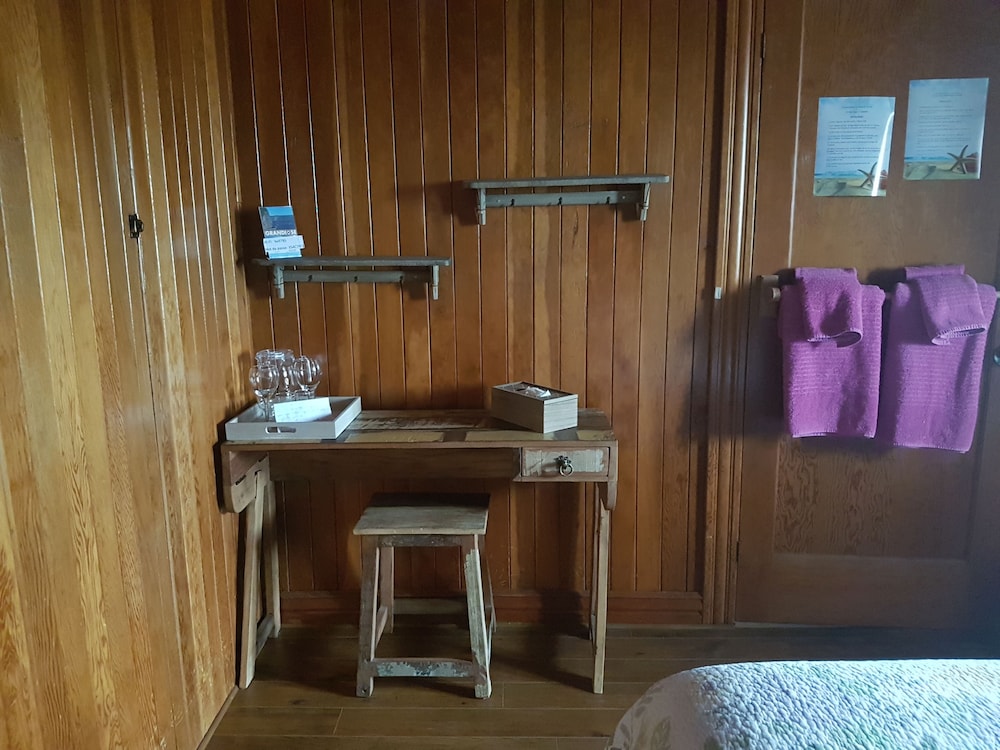 Deluxe Room, Shared Bathroom, River View photo 3