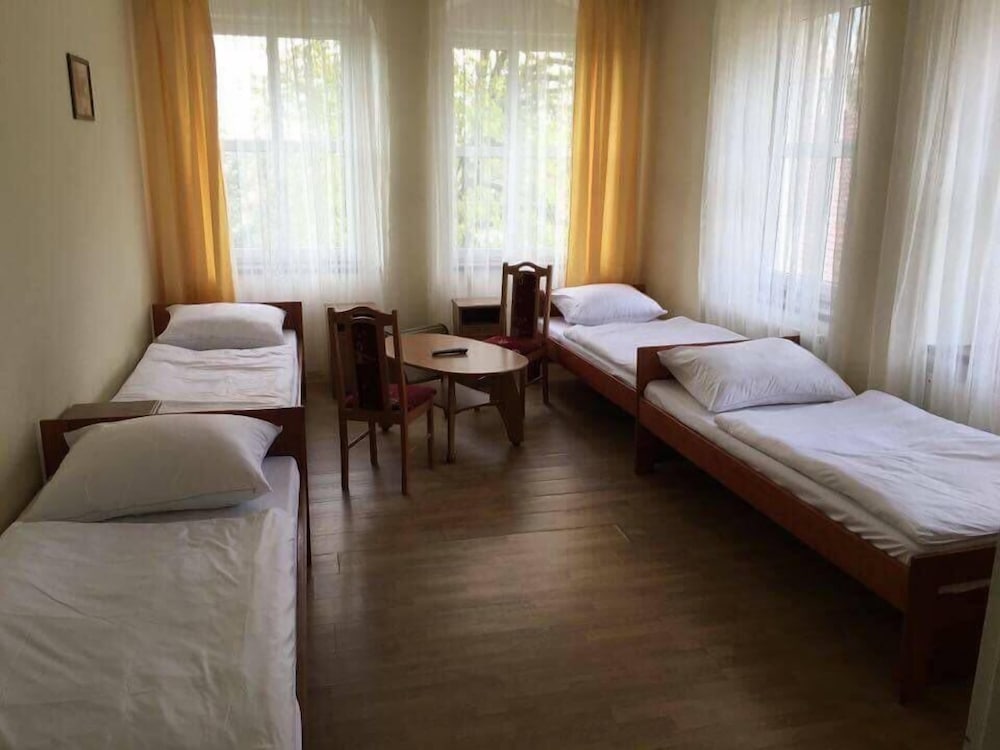 Classic Quadruple Room photo 3