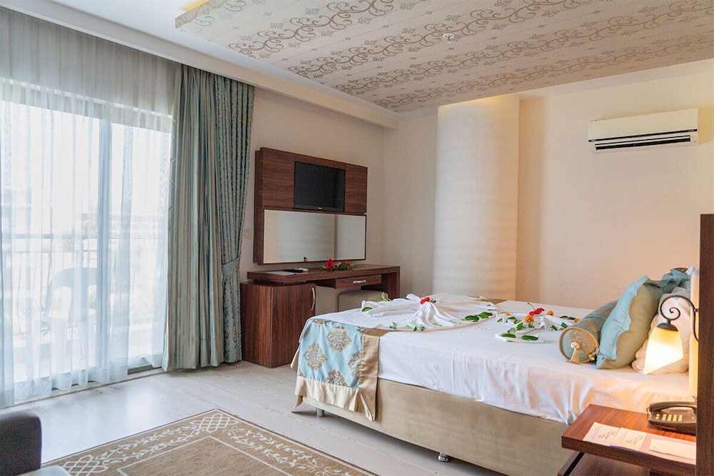 Standard Room photo 2