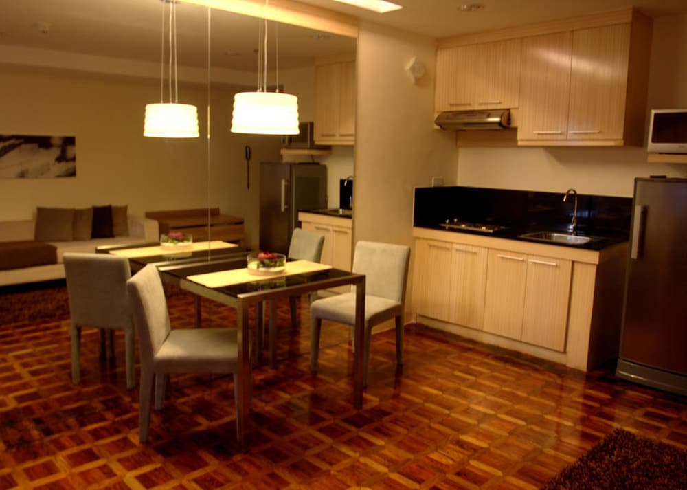 One Bedroom - Photo 7