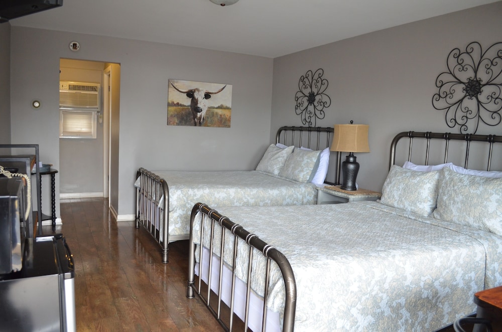 Basic Double Room