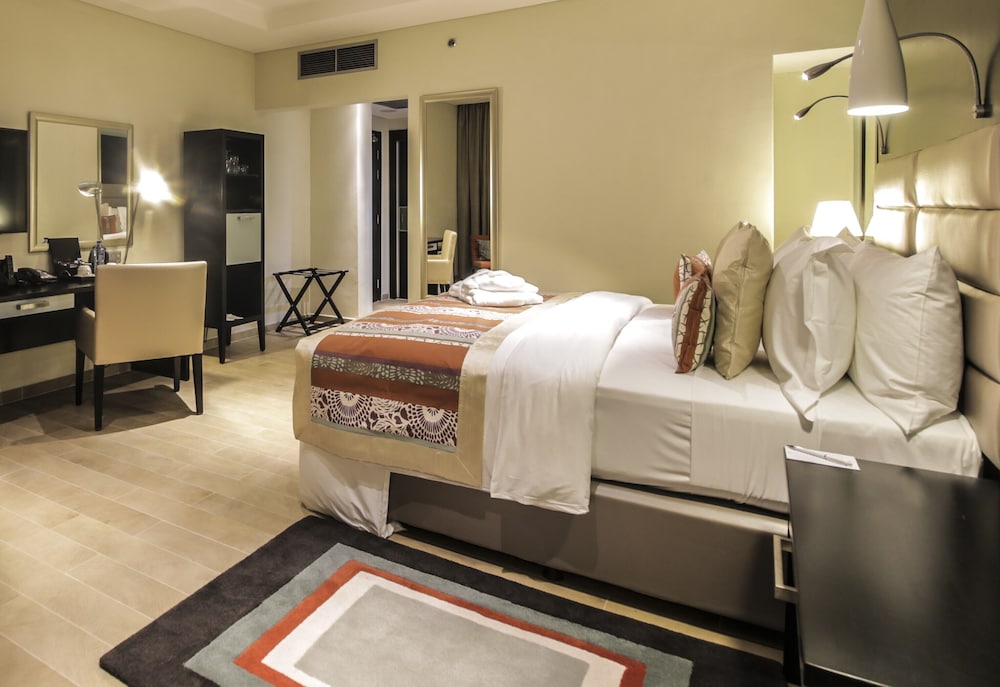 Elite Studio Suite, 1 Queen Bed photo 2