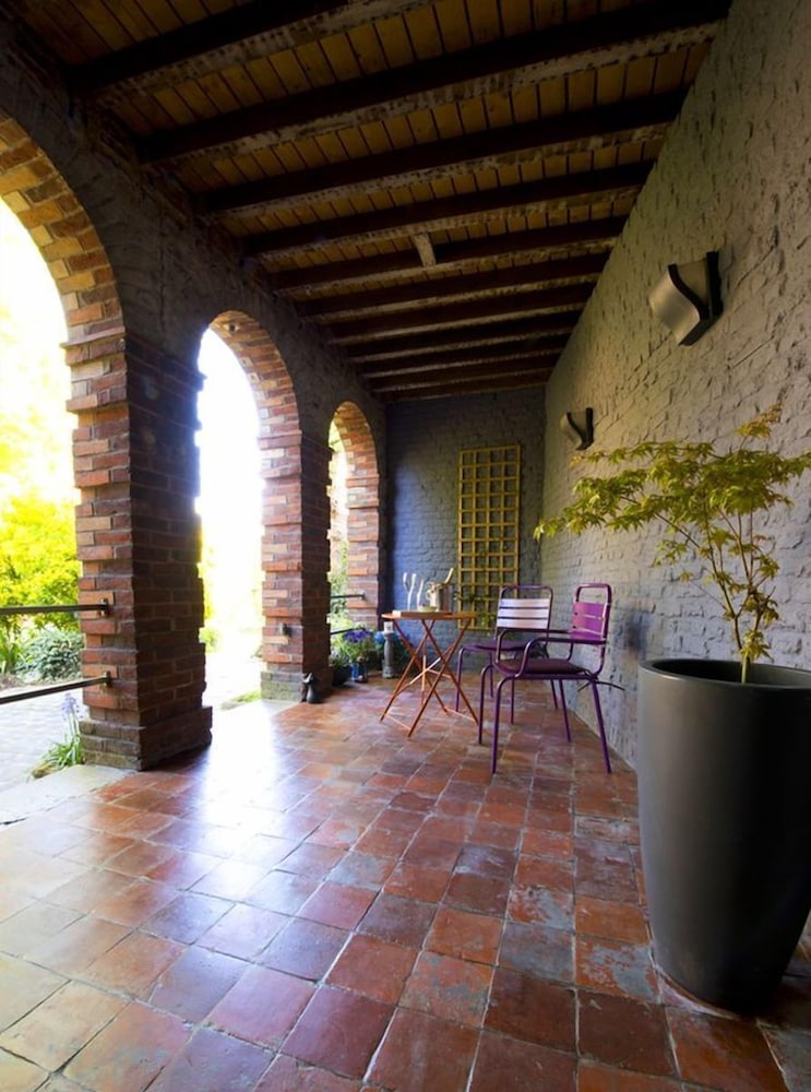Deluxe Suite, Hot Tub, Garden View - Photo 2