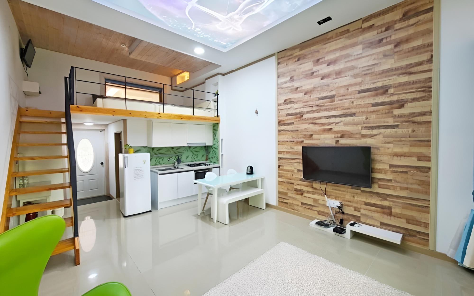 Room (Archer (Spa Duplex)) - Photo 12
