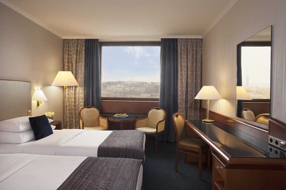 Premium Twin Room (Panoramic view) - Photo 2