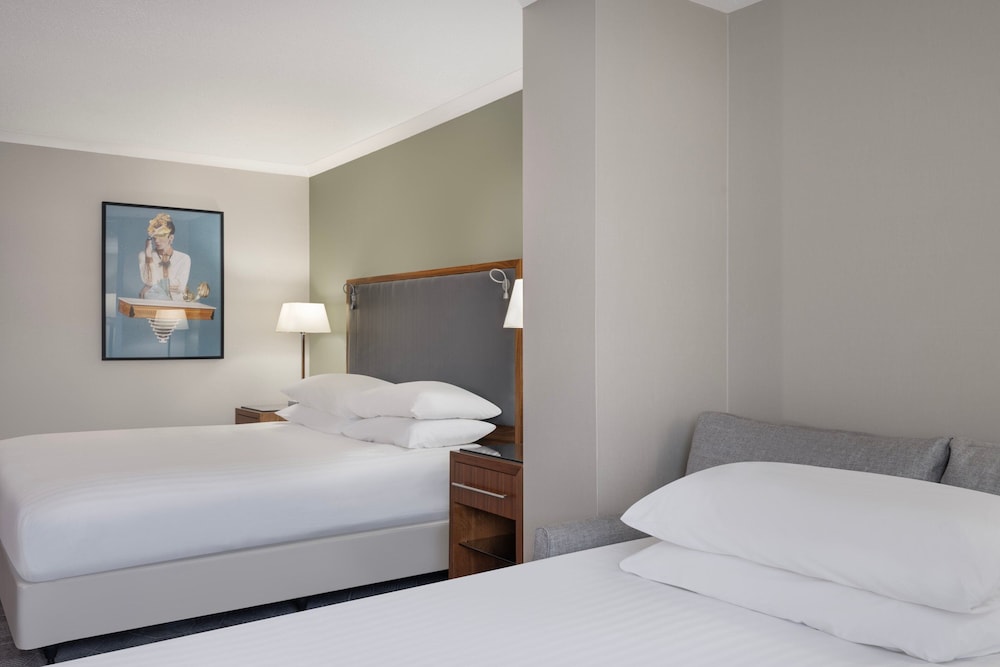 Premium Room, 1 Double Bed - Photo 8