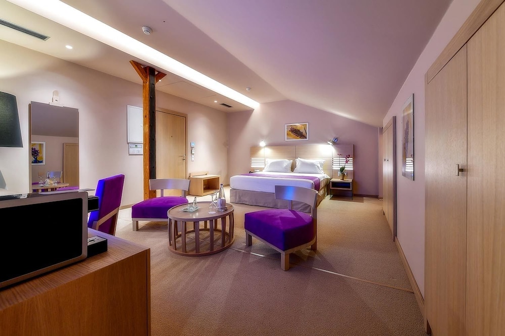 Panoramic Suite, Lake View