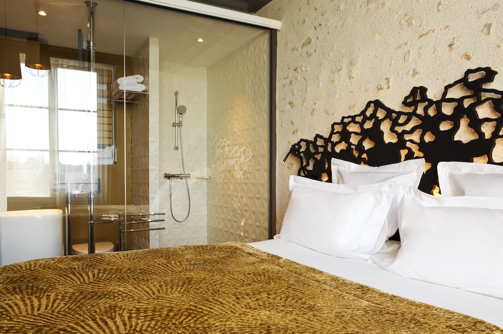 Chambre Double ou avec lits jumeaux (Signature) Chambre Double ou avec lits jumeaux (Signature)