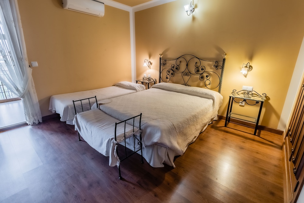 Junior Room