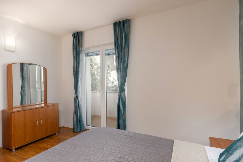 Family Apartment, Multiple Bedrooms, Sea Facing (Family Resort Santa Maria II)