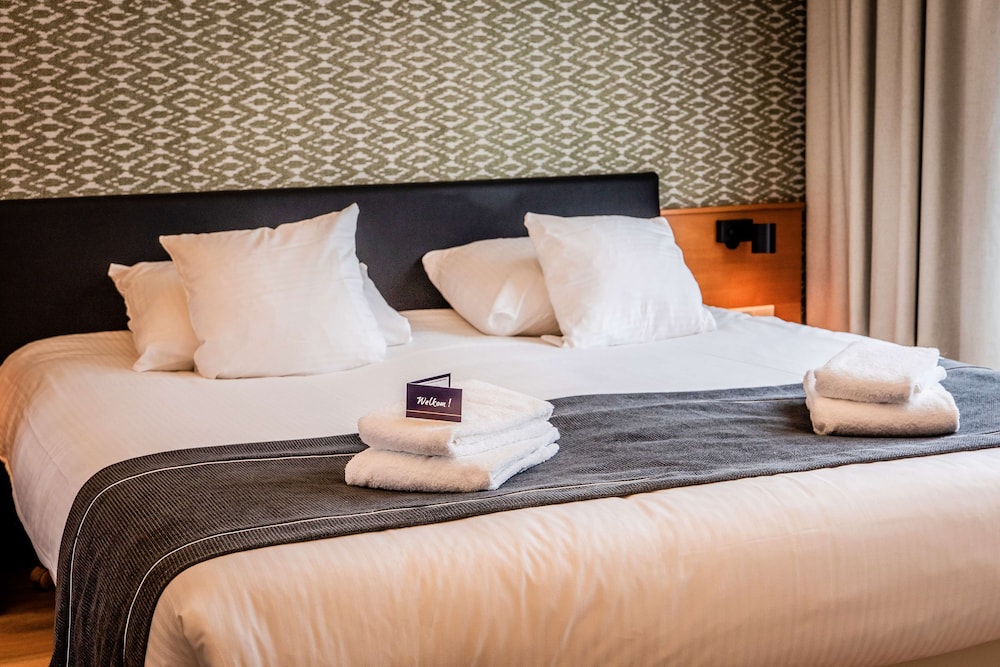 Luxury Suite, 1 King Bed, Non Smoking, Jetted Tub