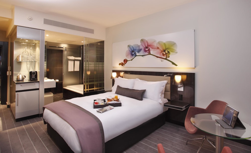 Luxury Double Room, 1 Queen Bed, Balcony - Photo 1