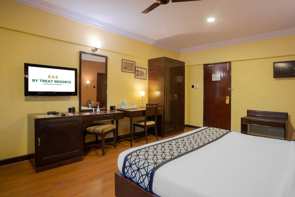 Deluxe Double Room, 1 Double Bed photo 3