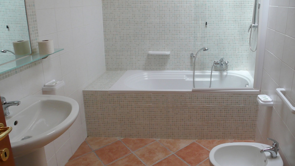 Double or Twin Room, Park View photo 2