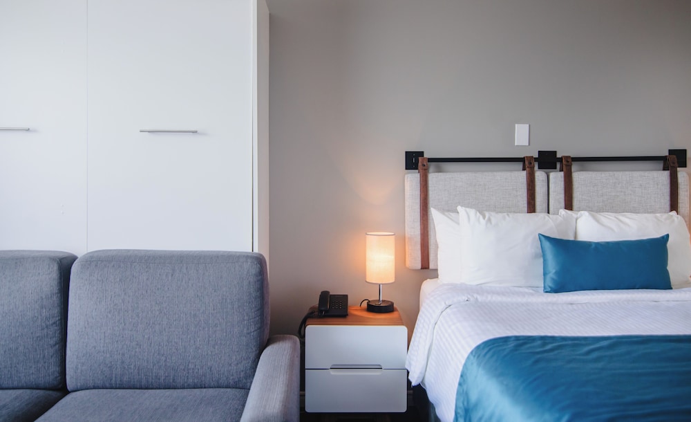 Signature Room, Multiple Beds, Sea View (Pavillon Acadie)