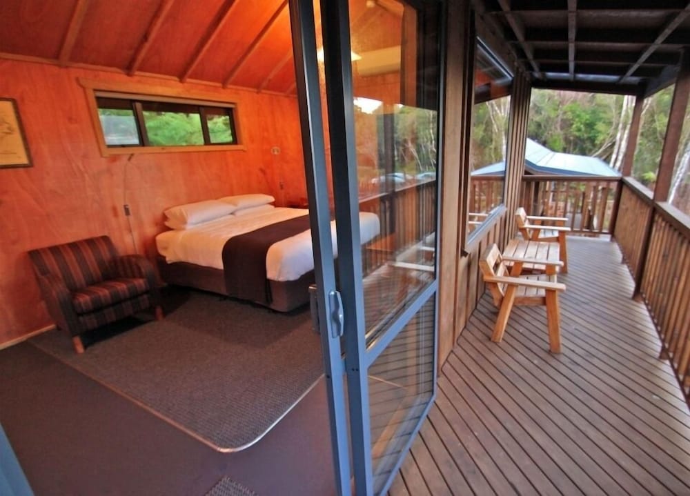 Deluxe Double or Twin Cabin with Bay View