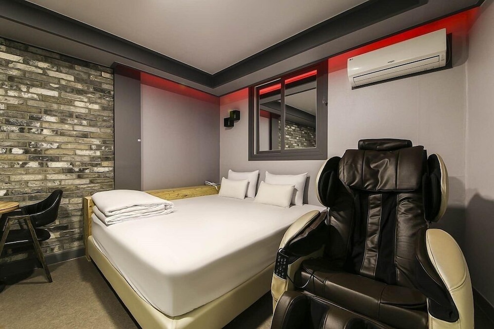 Premium Double Room photo 3