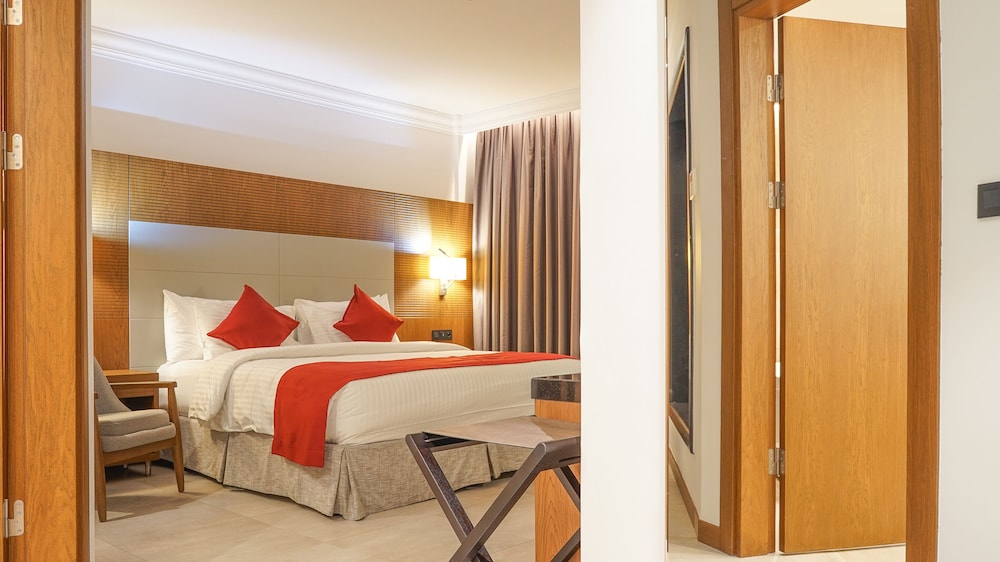 Presidential Suite, Multiple Bedrooms, Non Smoking, Pool View