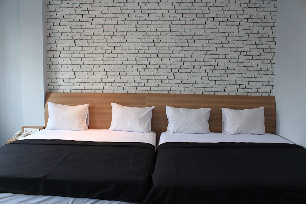 Quadruple Room, Non Smoking photo 3