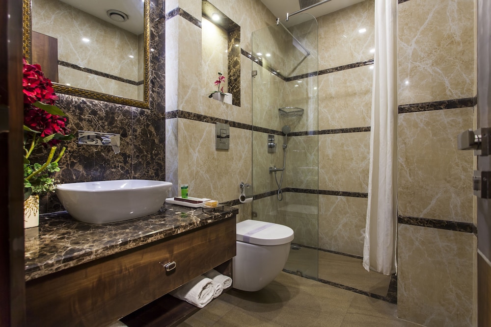 Standard Room - Photo 13