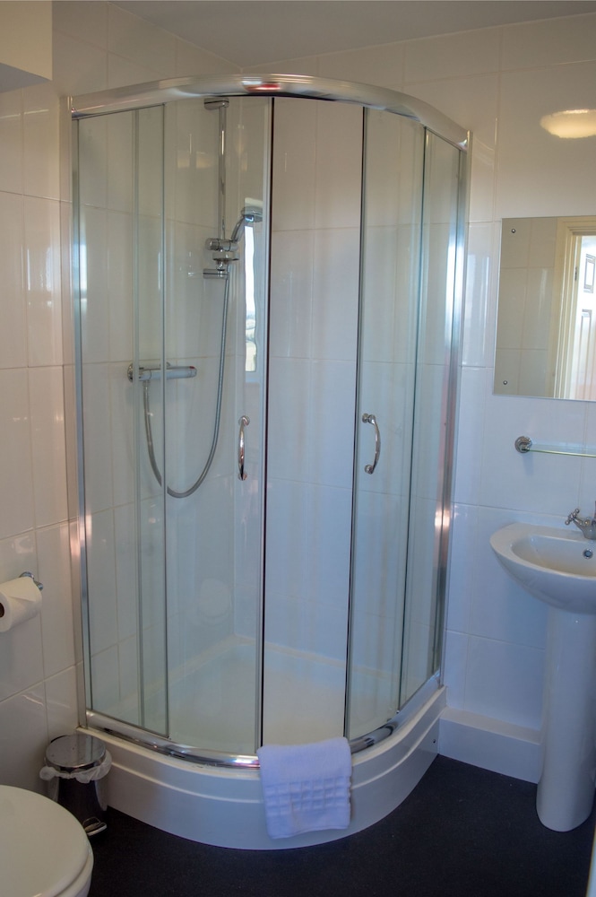 Basic Double Room photo 2