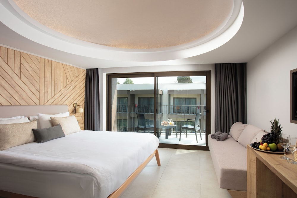Family Suite, Garden View