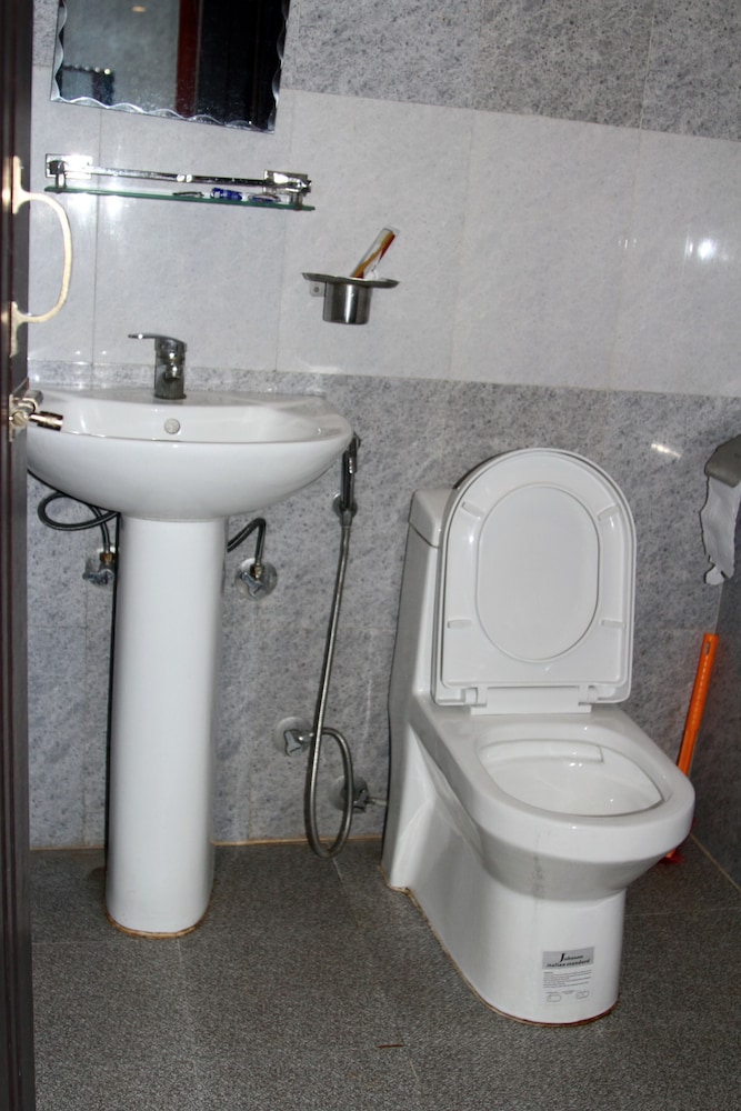 Deluxe Double Room - Photo 14