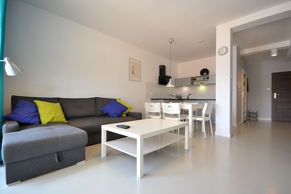 Family Apartment, 1 Bedroom, Kitchenette, Partial Lake View (Apartament A2) photo 2