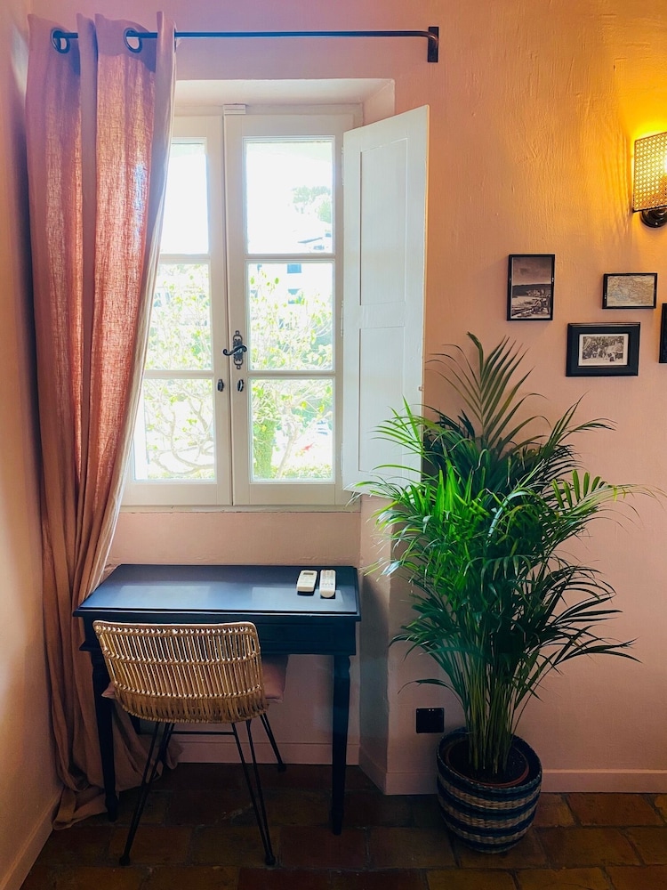 Double Room (2) photo 2