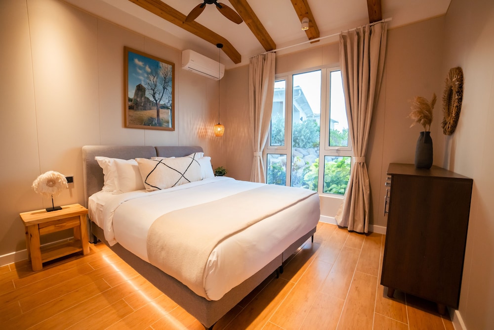 2 Bedroom Cottage