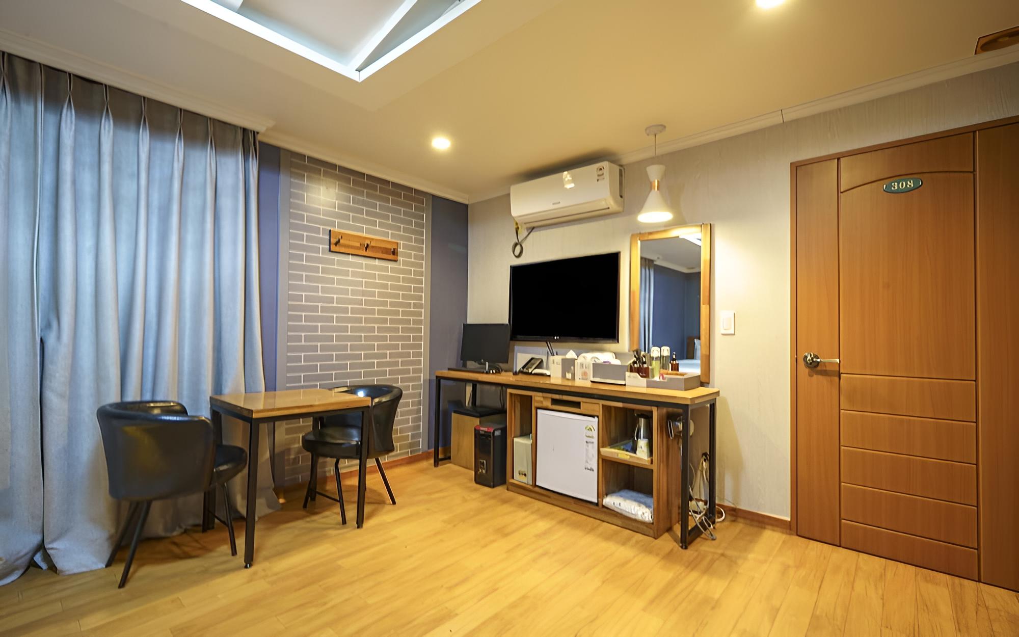 Room (Special Room) - Photo 4