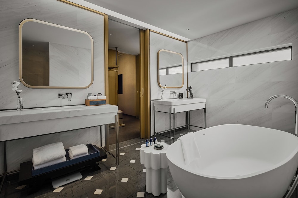 Suite, 1 Bedroom (Dining Areas) photo 3