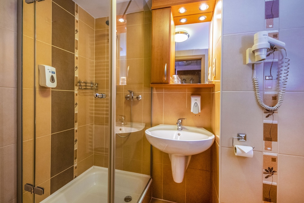 Classic Room, 2 Twin Beds, Park View photo 3
