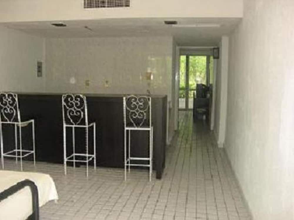 Standard Double or Twin Room photo 3