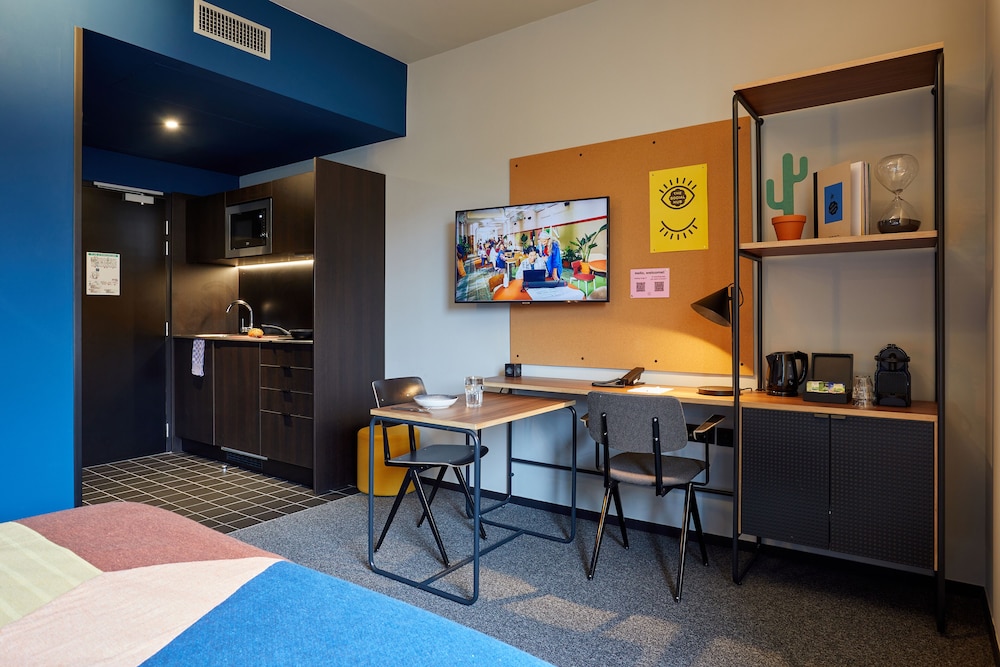 Executive Studio - Photo 1