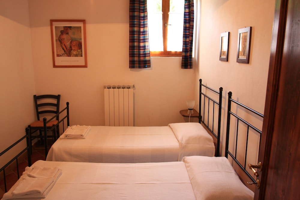 Apartment, 2 Bedrooms (5 pax) photo 3