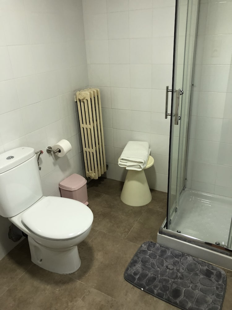 Habitación Doble Básica, 1 Cama Doble