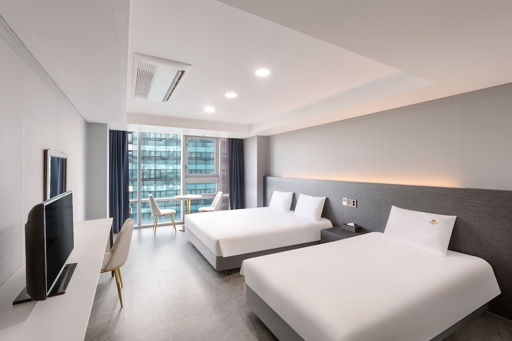 Family Twin Half Ocean View - Photo 2