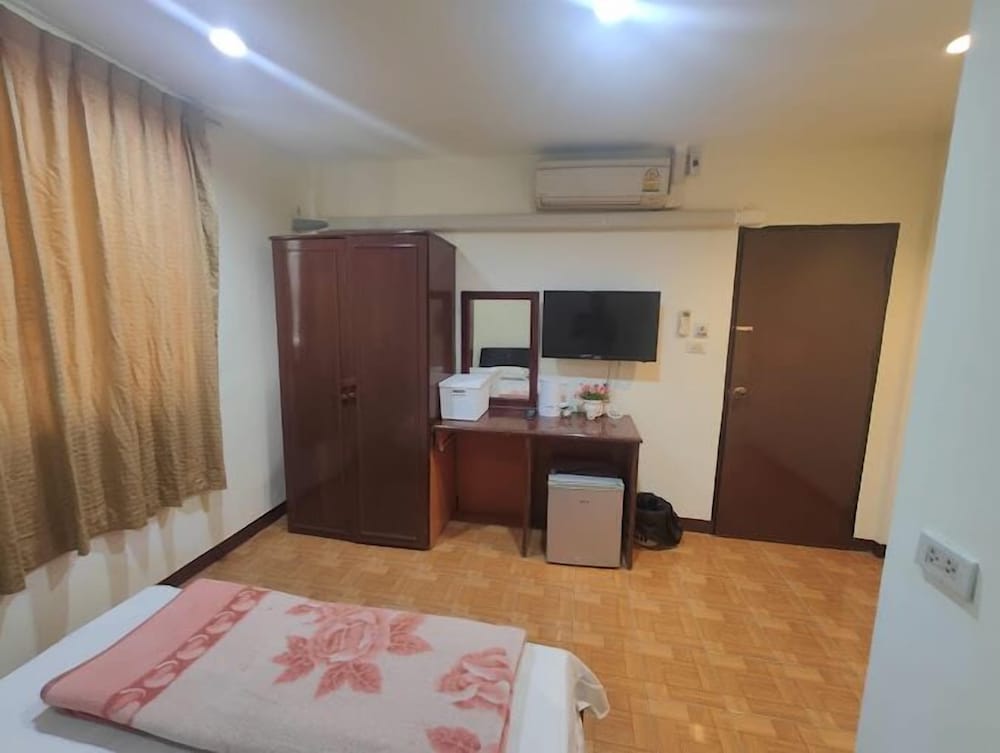 Standard Twin Room photo 1